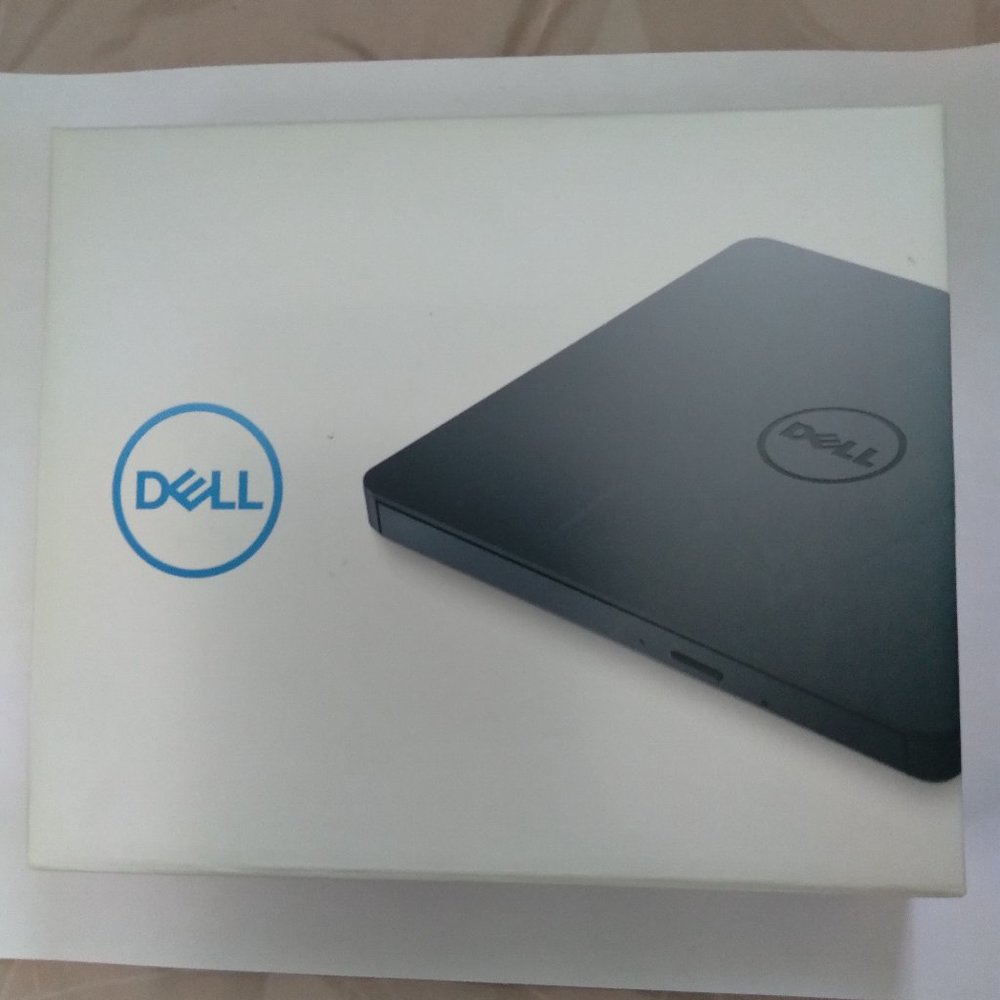 Dell USB Slim DVD +/- RW Drive DW316 Model #GP61NB60